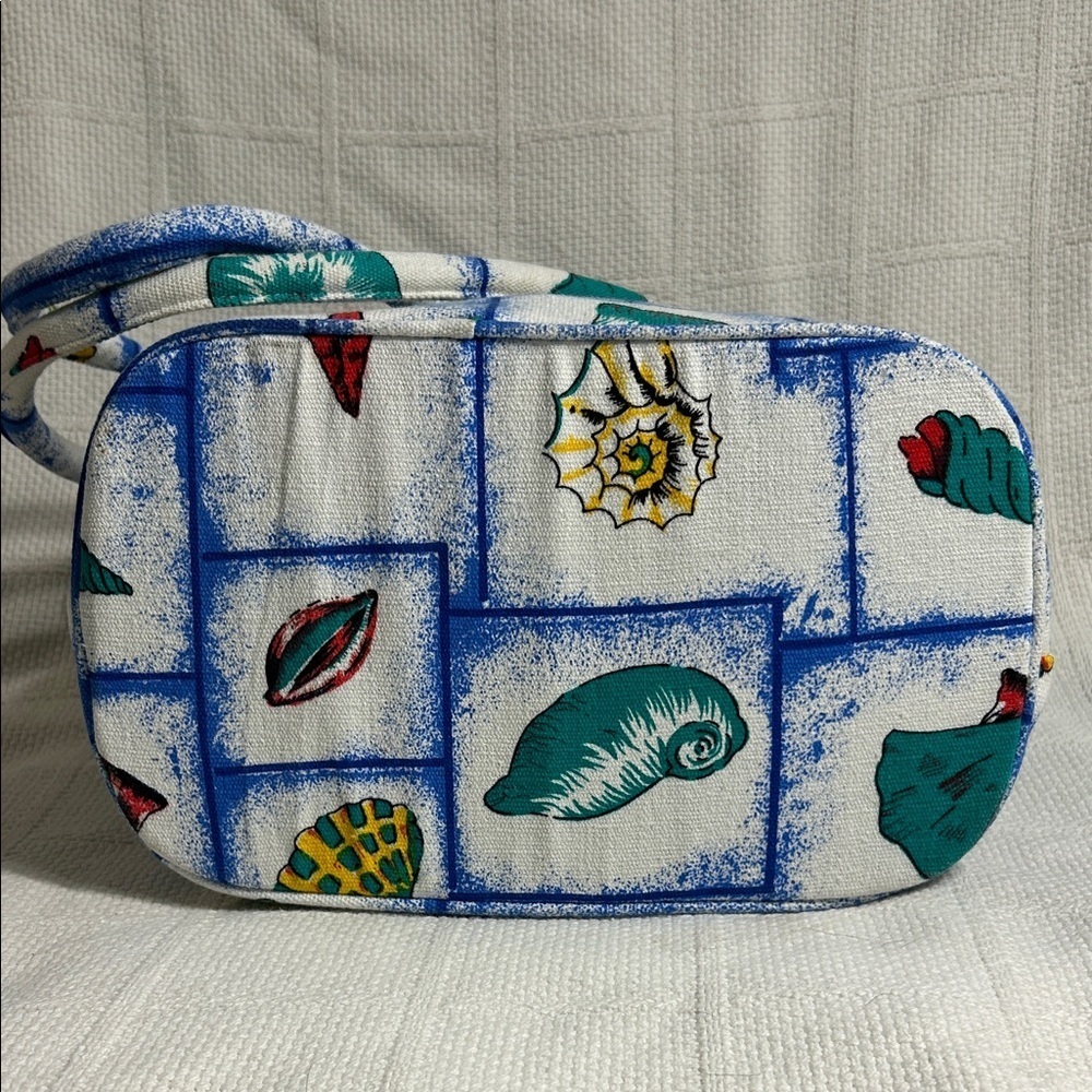 Colorful Seashell Patterned Tote Bag - Picture 3 of 13
